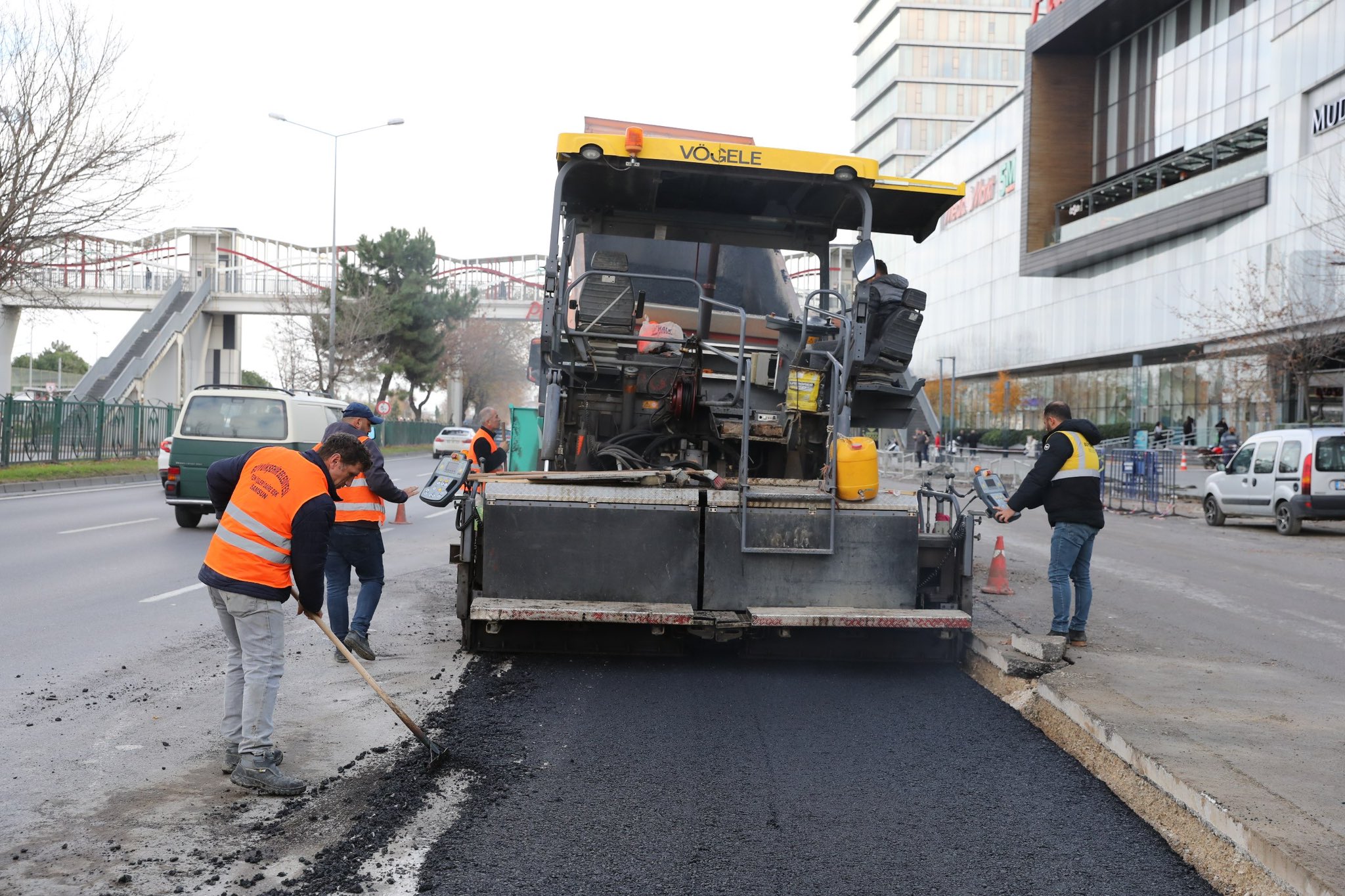 Piazza'da trafiğe neşter! Yeni yol açılıyor