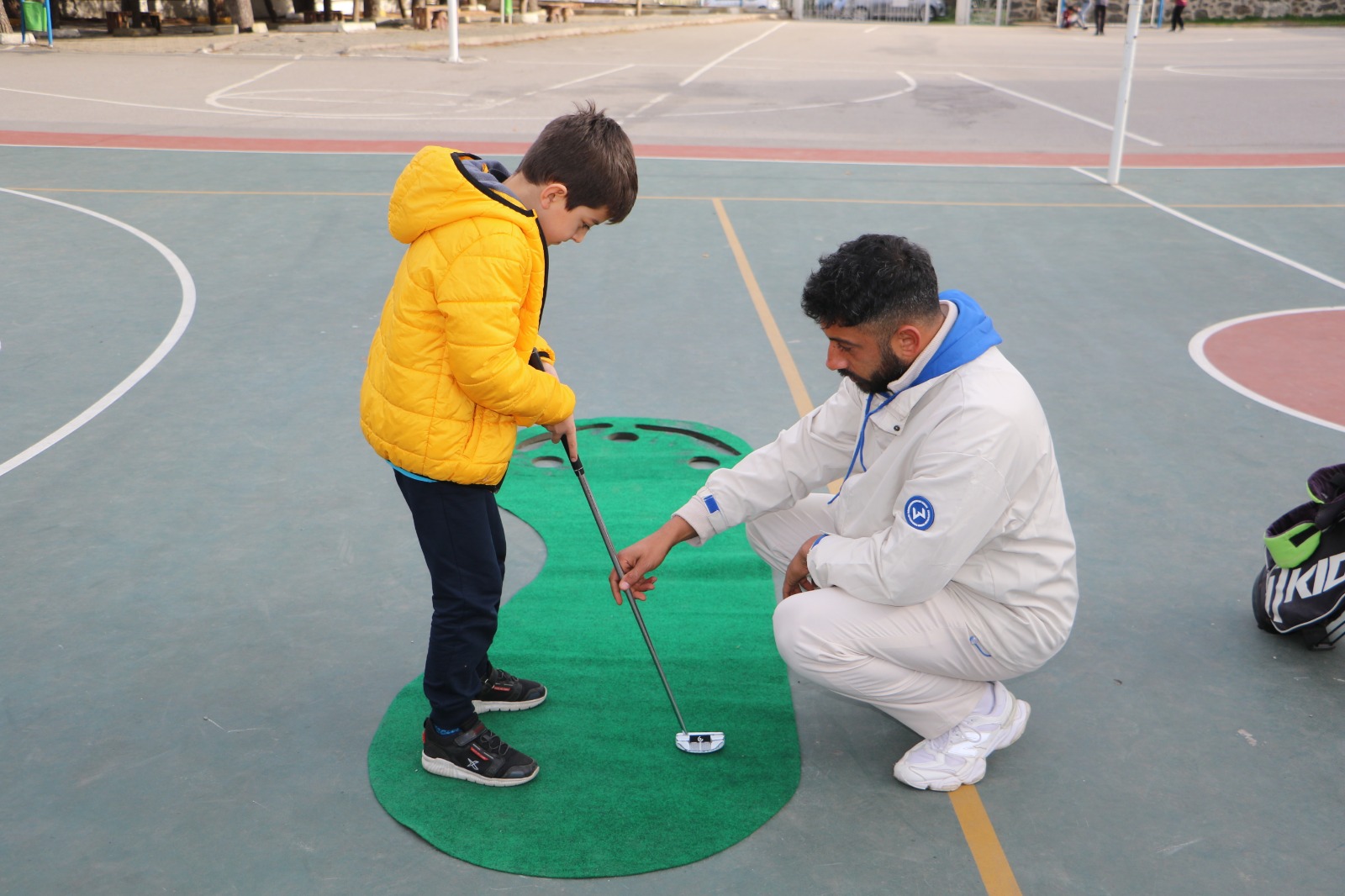Samsun'da kırsal bölgelerdeki okullara sanatı ve bilimi getirdiler