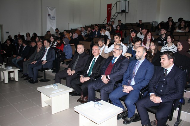 Samsun OMÜ'de yapay zeka temalı dijital sergi