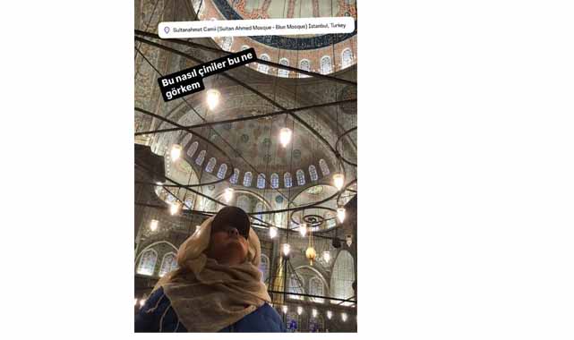 Nurgül Yeşilçay'dan başörtülü paylaşım