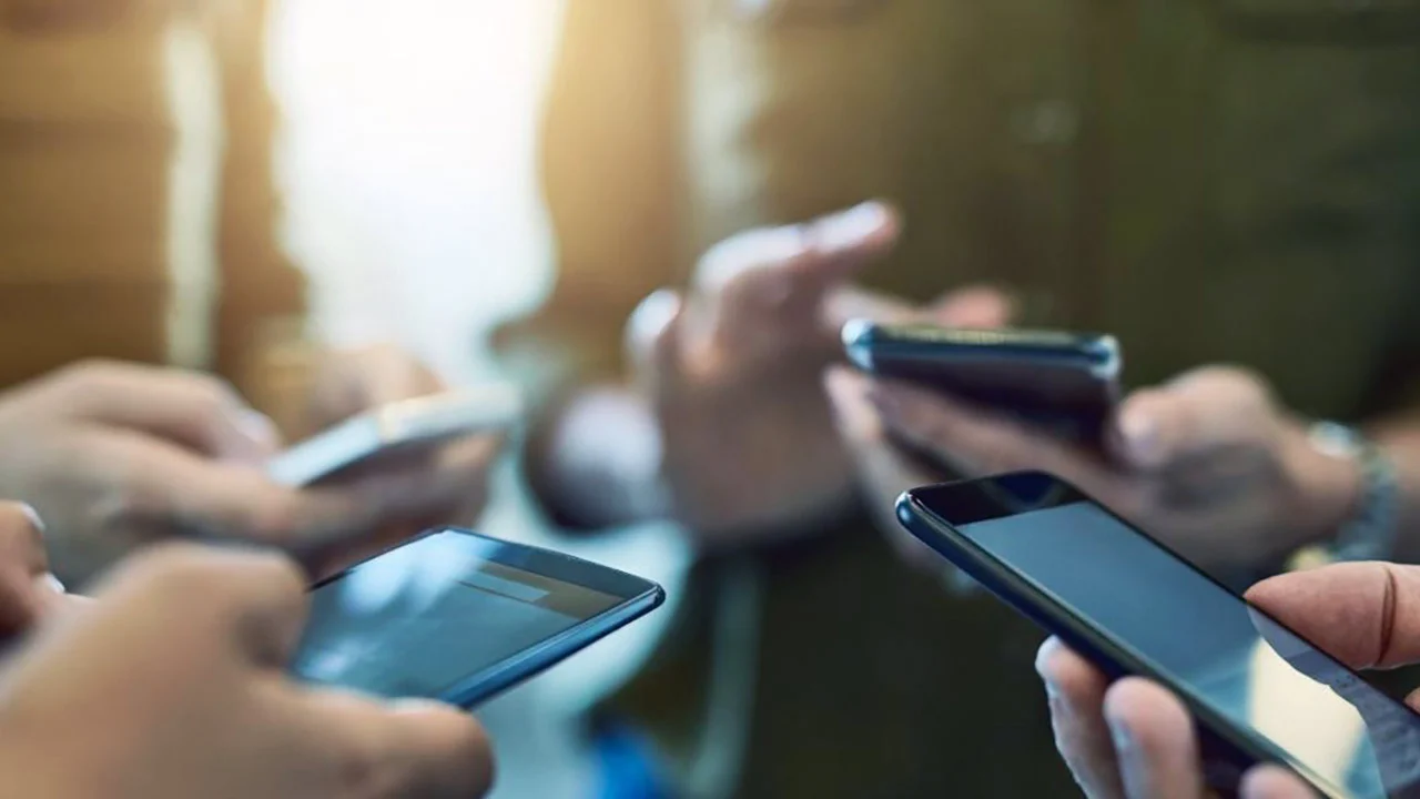 Cep telefonu ve araç taksitlerinde yeni dönem! Resmi Gazete’de yayımlandı