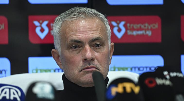 Mourinho yerine gelecek 4 teknik direktör belli oldu! Ali Koç’un istediği isim…