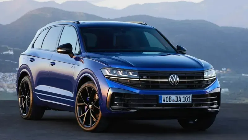 Volkswagen’da indirim çılgınlığı! Güncel Volkswagen fiyat listesi belli oldu! Golf, Polo, Tiguan, Passat… Güncel fiyatlar