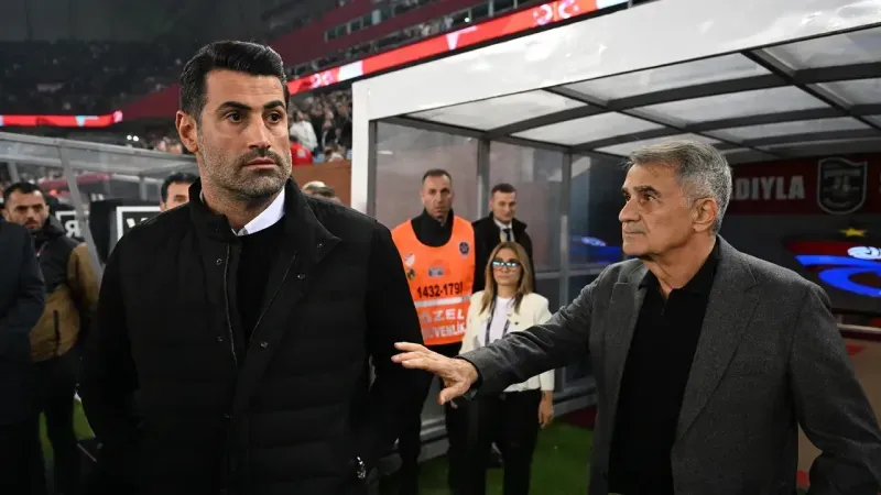 Şenol Güneş’e saygısızlık: Volkan Demirel’in o hareketi sosyal medyayı salladı!