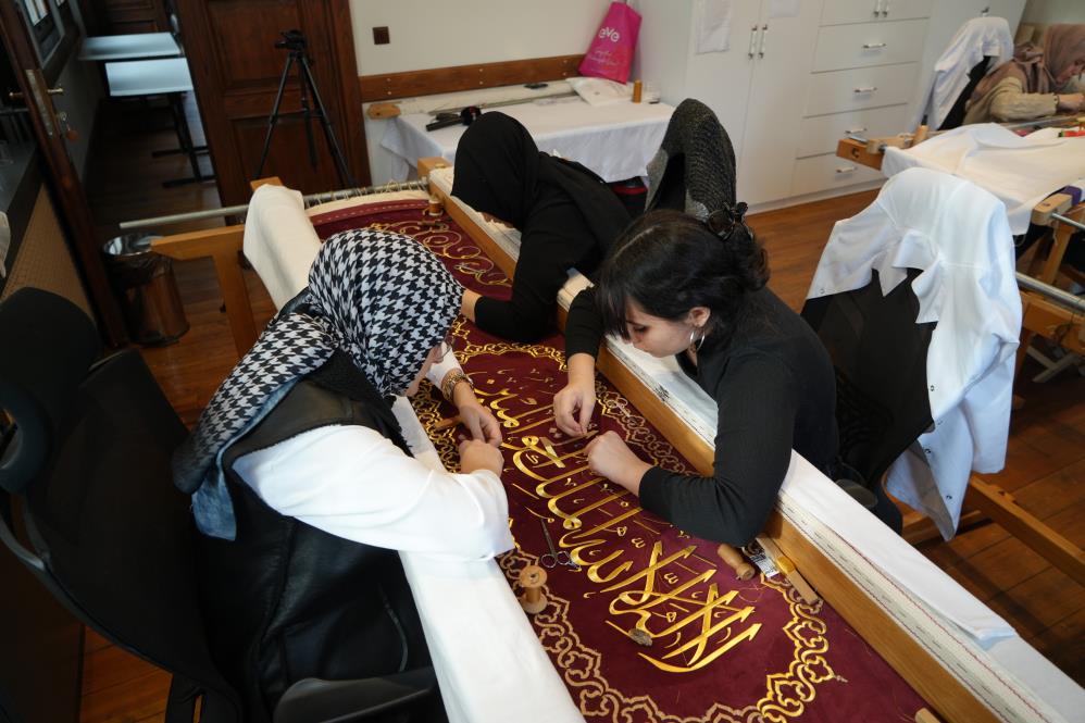 Gevherhan Sultan'ın puşidesi Samsun'da ilmek ilmek dokunuyor