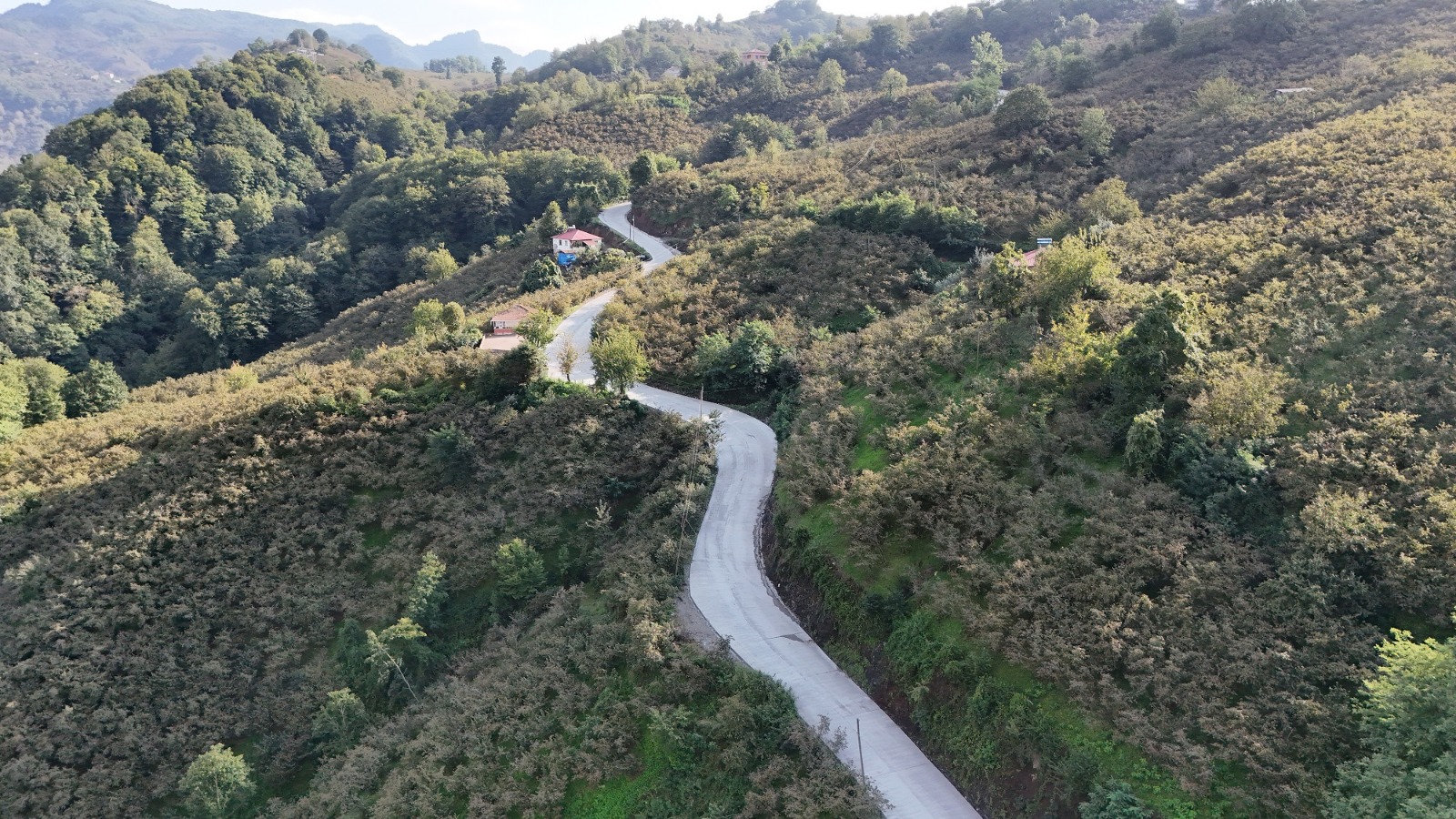 Samsun Büyükşehir Belediyesinden dev yol yatırımı: 17 ilçede 568 bin metre yol