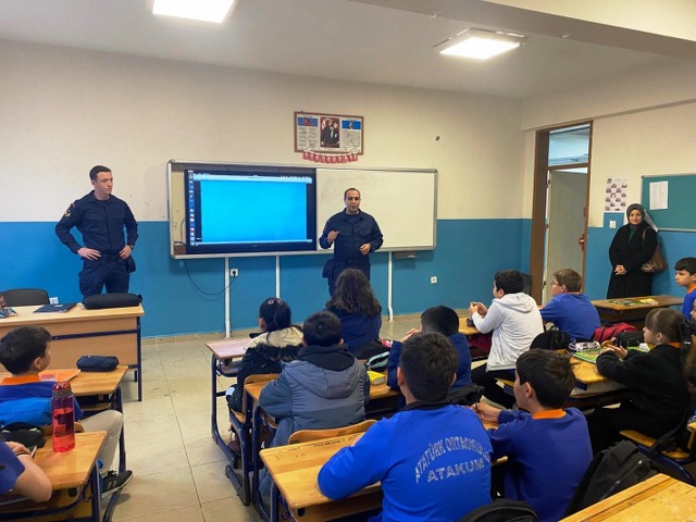 Samsun'da balıkçı teknelerinden denize bırakılan atıklara sıkı denetim