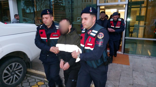 Samsun merkezli DEAŞ operasyonunda 4 kişi tutuklandı
