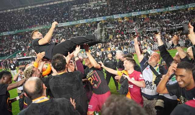 Galatasaray teknik direktörü Okan Buruk rekora doymadı