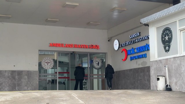 Samsun'da oto tamircide çalışan çocuğun üzerine araç düştü