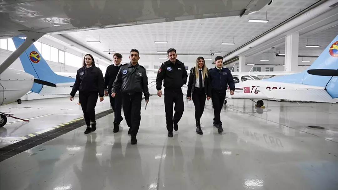 İngilizce bilen üniversite öğrencilerine büyük müjde: ‘’Yüksek gelir ve özgürlük hakkı çok iyi’’