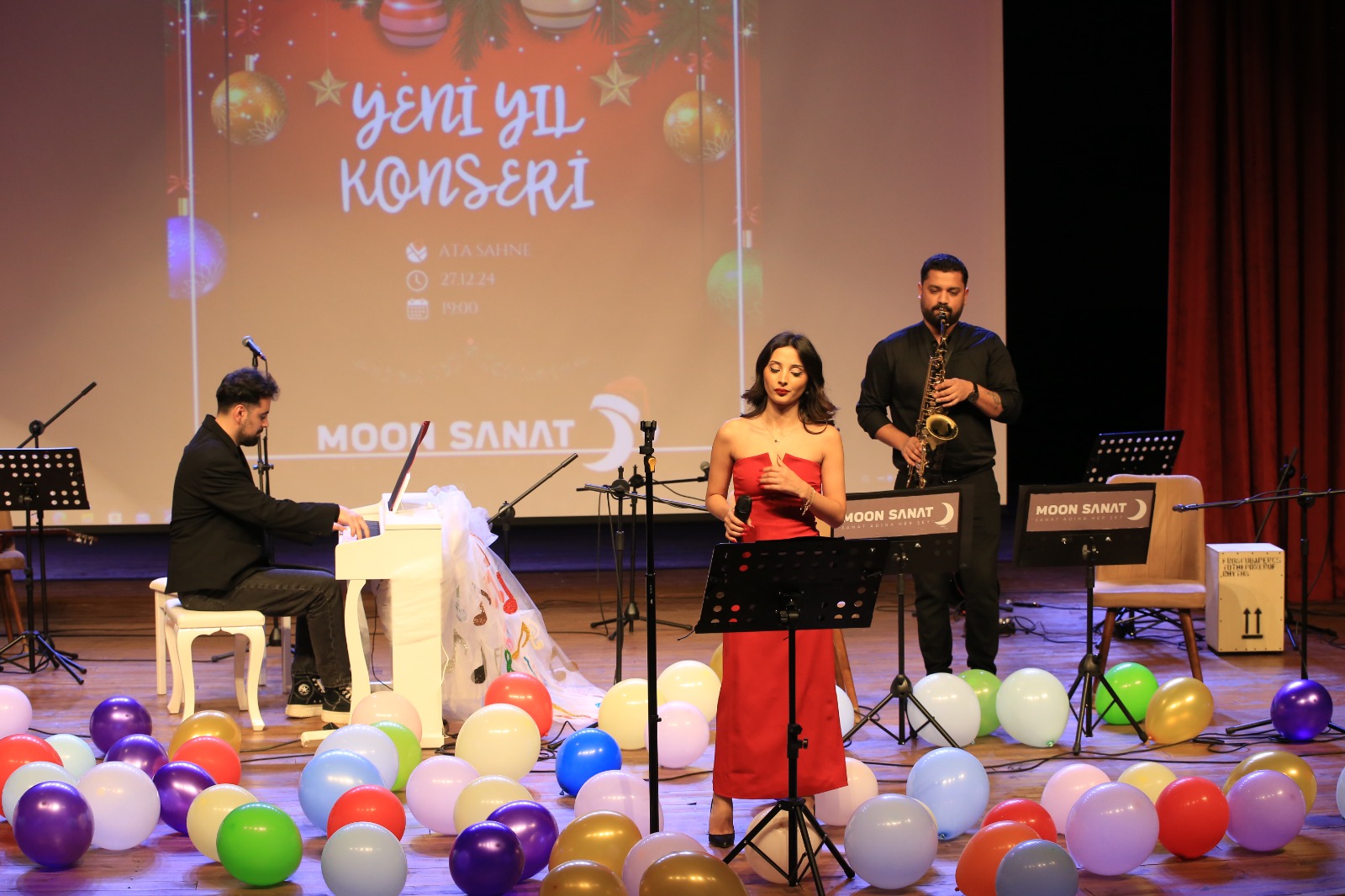 Moon Sanat Akademisi’nden muhteşem yıl sonu konseri