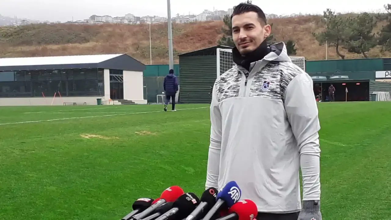 Trabzonspor’dan Galatasaray’a transfer olacak iddialarına net yanıt!