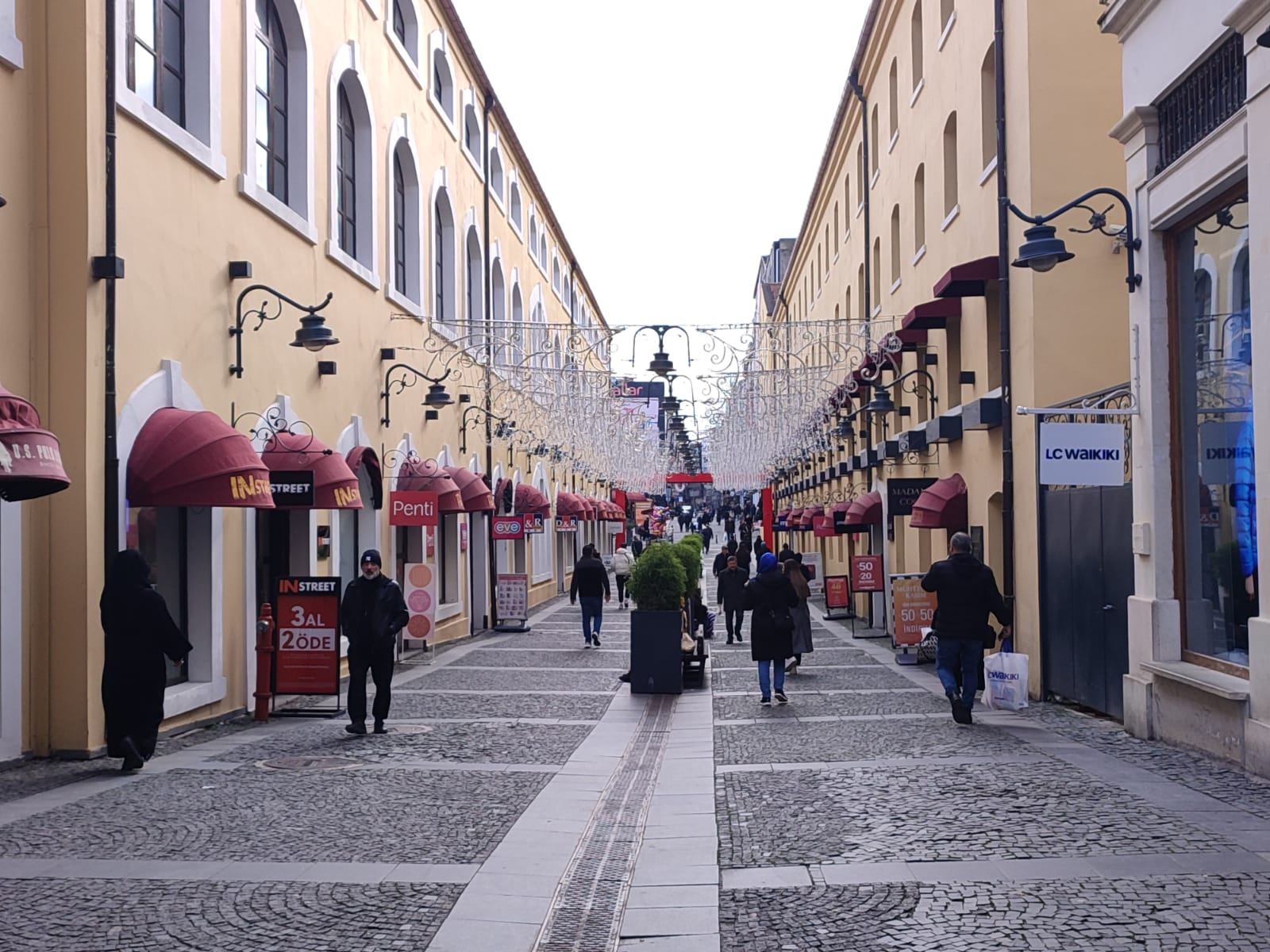 Yılbaşı öncesi Samsun’un Bulvar AVM’si çok sessiz!