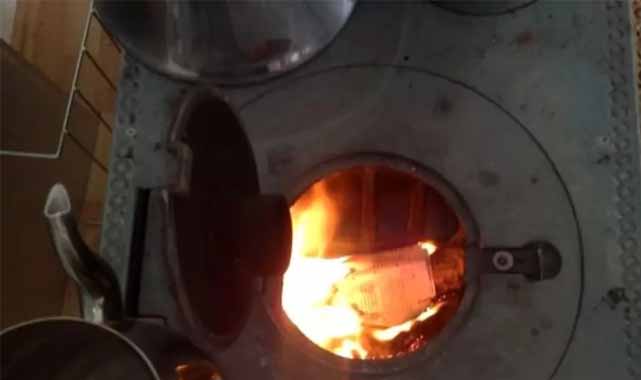 Samsun'da 8 yaşındaki Hazal sobadan sızan gaz nedeniyle hayatını kaybetti