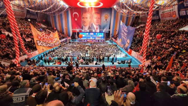 Cumhurbaşkanı Erdoğan'dan Samsun-Ankara hızlı tren açıklaması