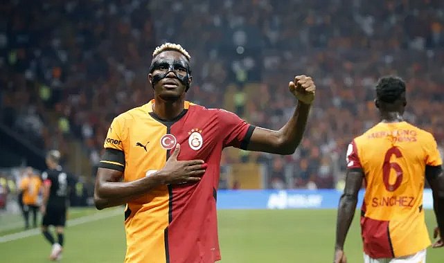 Osimhen’in gideceği takım belli oldu: Kırmızı formayı giyebilir!