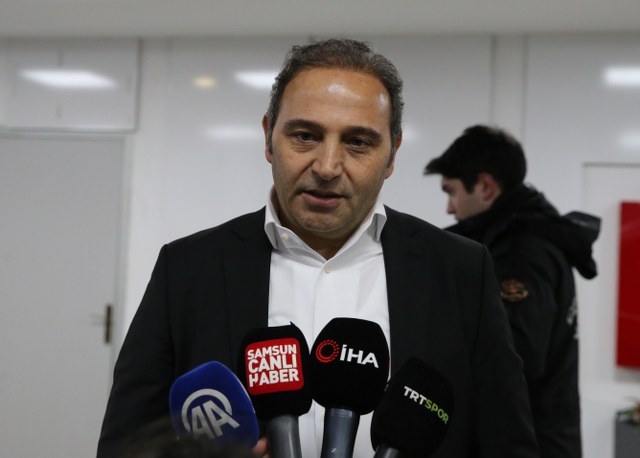 Samsunspor'un futbol direktörü Fuat Çapa:  Galip geldiğimiz için mutluyuz"