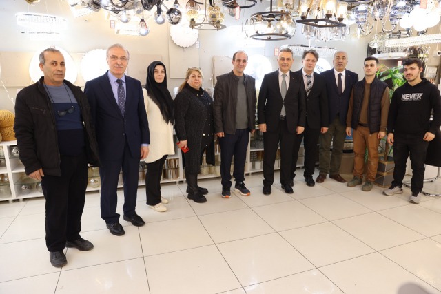 İlkadım'da 2025 yılının ilk ruhsatı teslim edildi