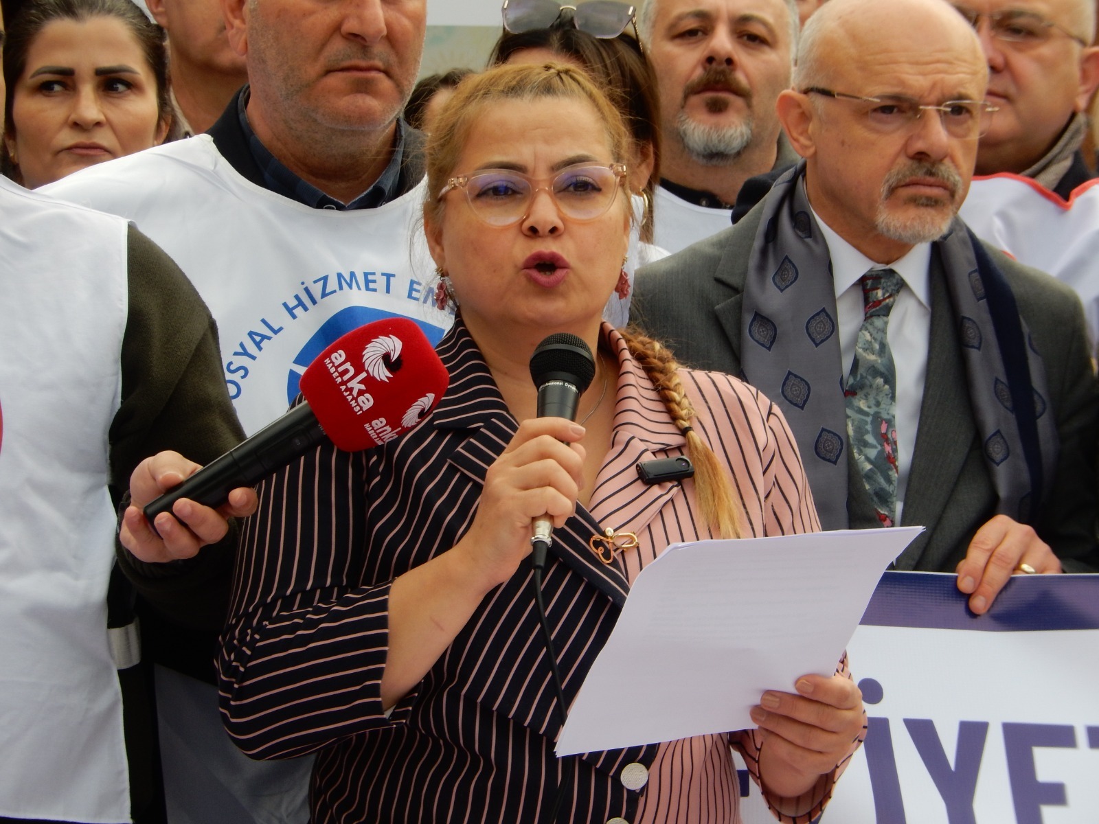 Samsun’da sağlık çalışanlarından ortak protesto