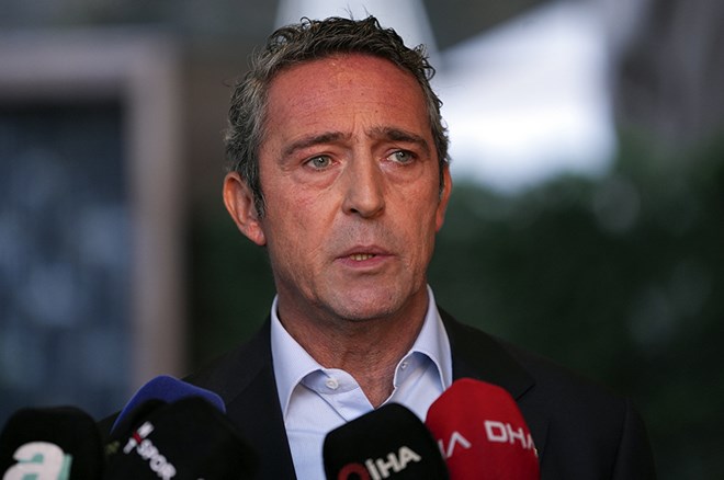 Fenerbahçe, transfer planıyla ilgili sürpriz açıklamalar yaptı! Ali Koç duyurdu