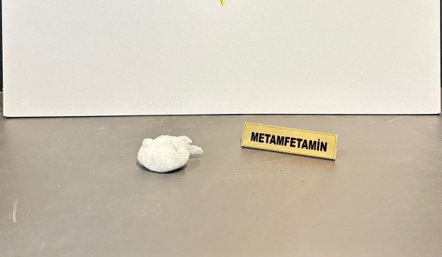 Samsun'da uyuşturucu operasyonları! 2 kişiye gözaltı