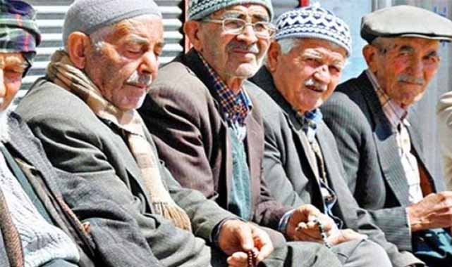 Cumhurbaşkanı Yardımcısı Yılmaz'dan anne-babalara ve evleneceklere müjde