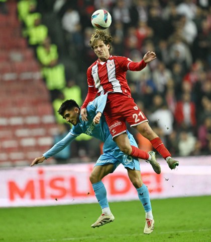 Samsunspor ve taraftara Trabzonspor maçı sonrası PFDK'dan ceza