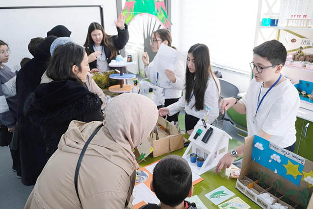 Canikli mucitler yeteneklerini sergiliyor