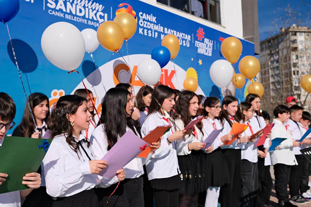 Canikli mucitler yeteneklerini sergiliyor