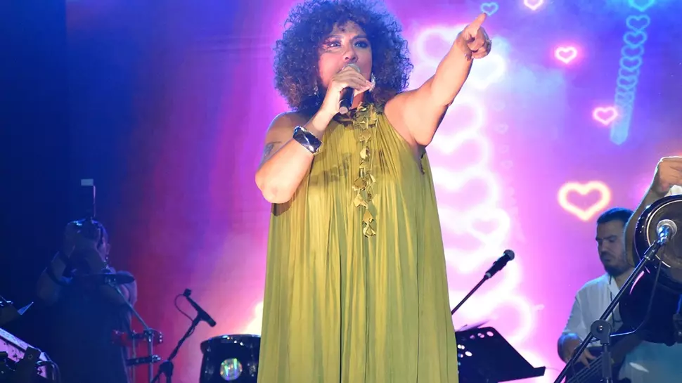 Işın Karaca’dan tekelleşme iddialarına büyük gönderme: “Bildiklerimi anlatırım”