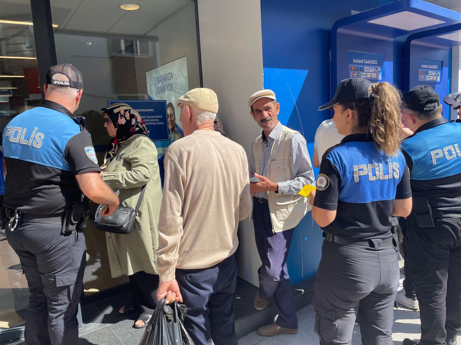 219 bin 714 vatandaşa dolandırıcılık bilgilendirmesi