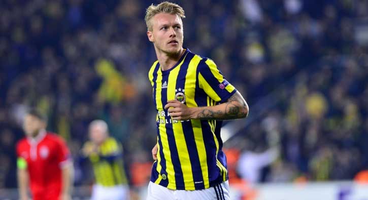 Fenerbahçe’nin eski stoperi kariyerini sona erdirdi