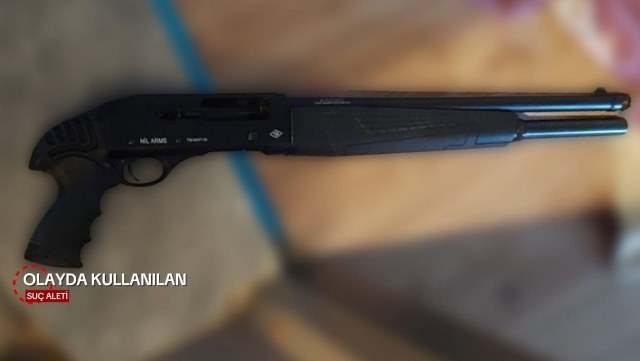 Evlenmek istediği kızı ve annesini vurarak ağır yaraladı