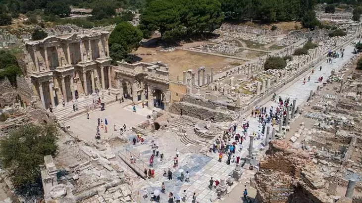 ChatGPT'ye göre Türkiye'nin en iyi 5 turistik yeri! Yapay zekanın şaşırtan önerileri
