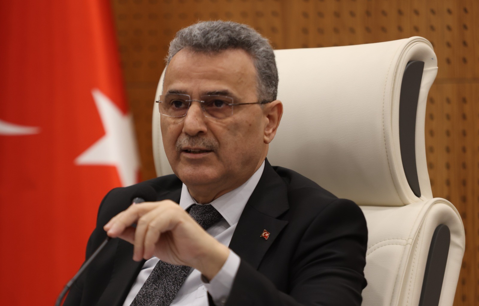 İlkadım Belediyesi yaptığı bakım ve onarımlarla tasarruf sağlıyor