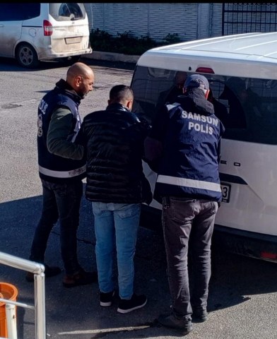 Samsun Bafra'da erotik filmleri kopyalamak’ ve ‘şantaj’ suçlarından aranan kişi yakalandı