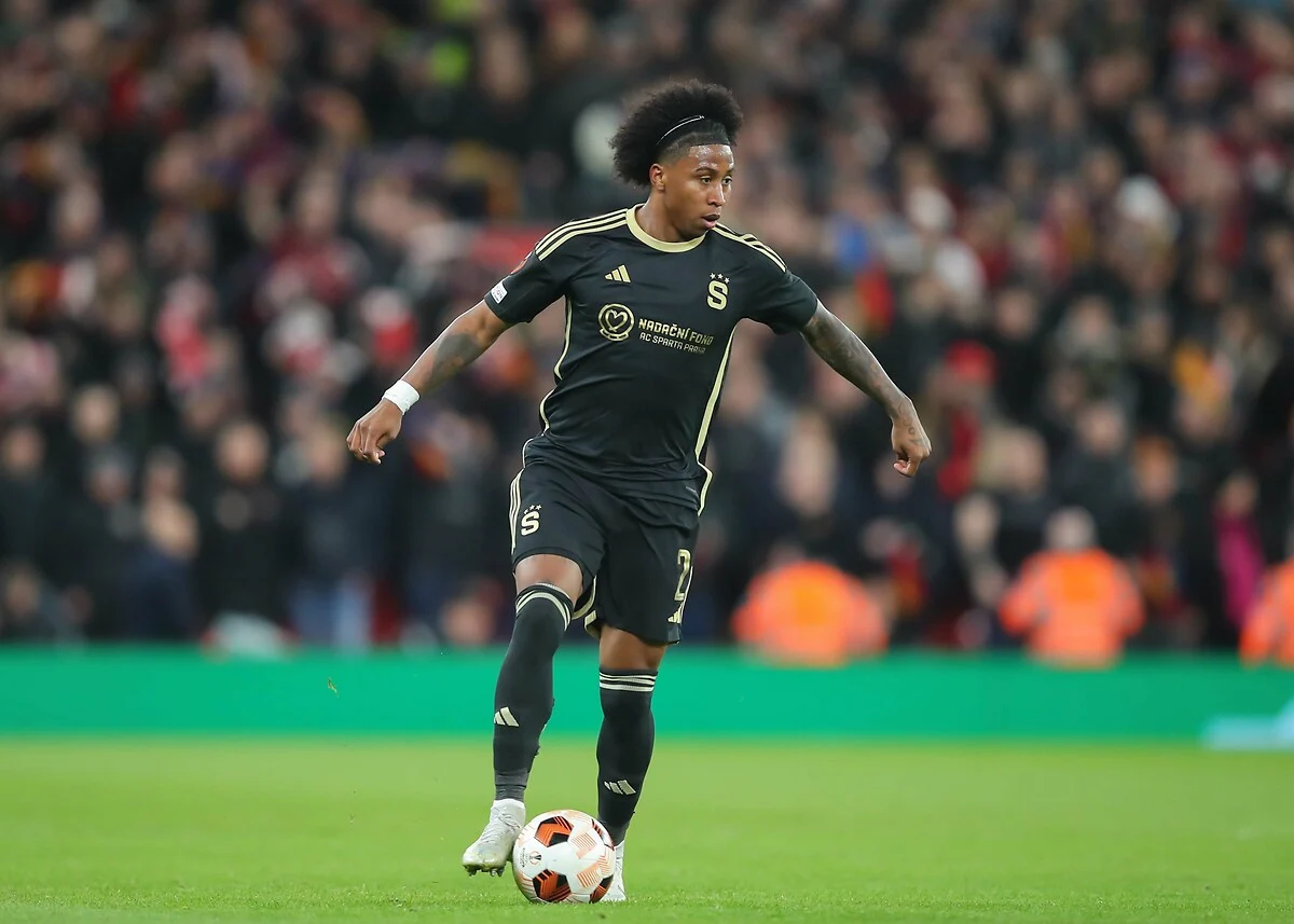 Fenerbahçe’nin sağ kanat planı: Osayi Samuel’in yerine Preciado 