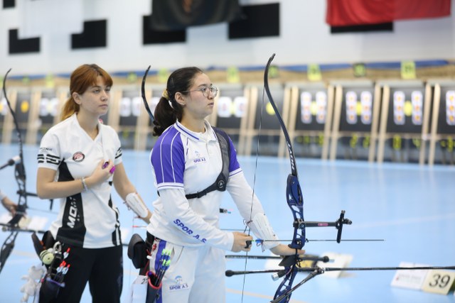 Samsun'da Okçuluk Salon Milli Takım Seçme Yarışmaları başladı