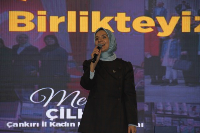 Yeni doğan bebeklere para desteği