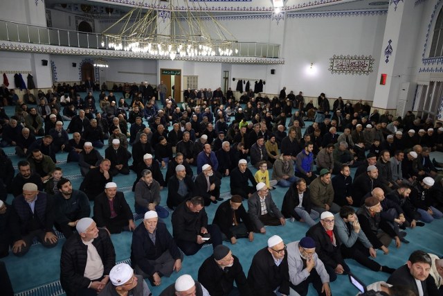 Samsun'da Miraç Kandil'inde eller semaya kalktı