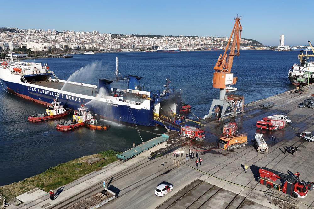 Samsun'da yanan gemi şimdi ne olacak?