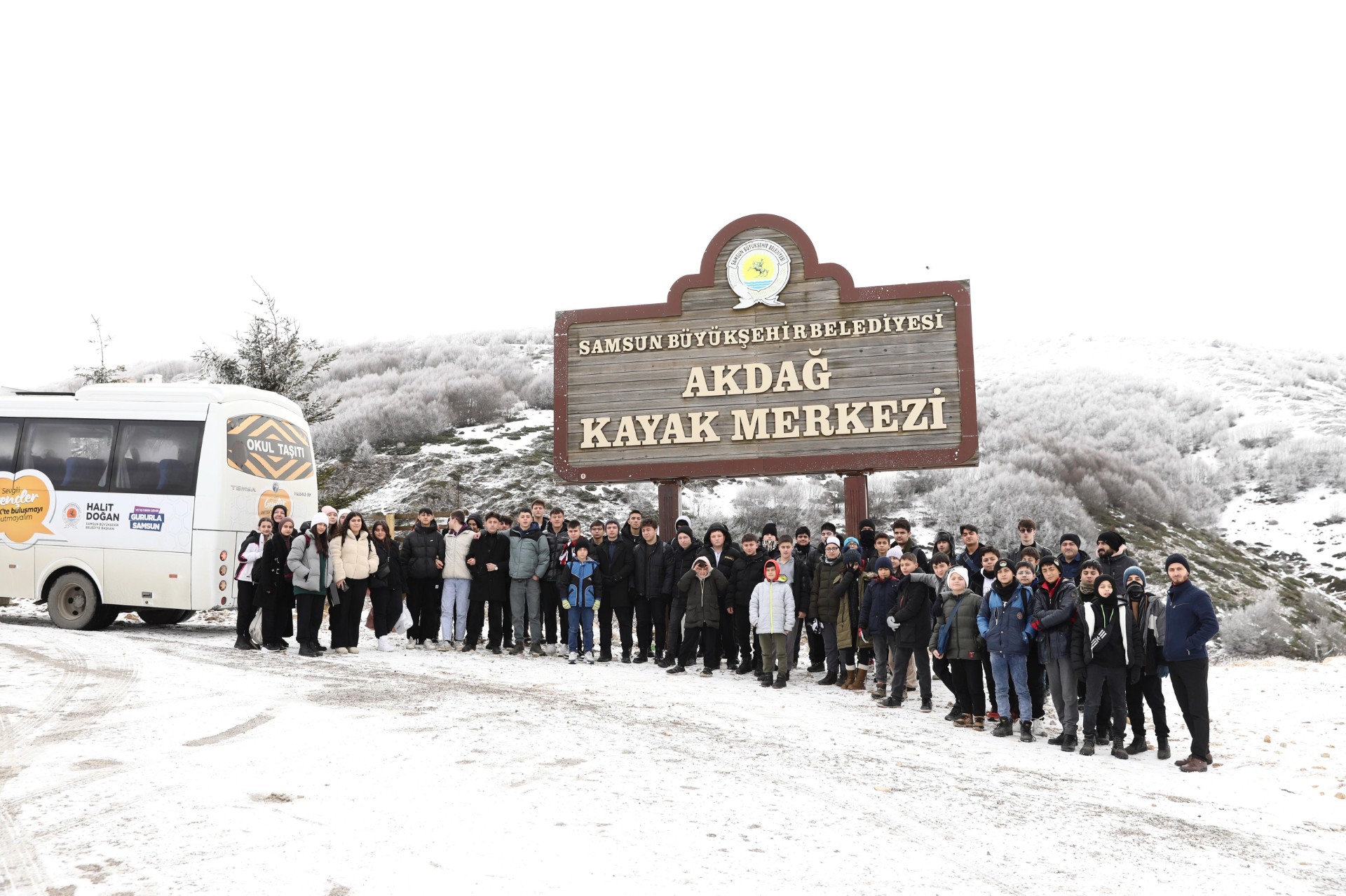 Samsun Büyükşehir ile  gençler Akdağ'da keyifli gün geçirdi