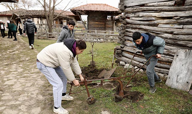Samsun Büyükşehir ile  gençler Akdağ'da keyifli gün geçirdi