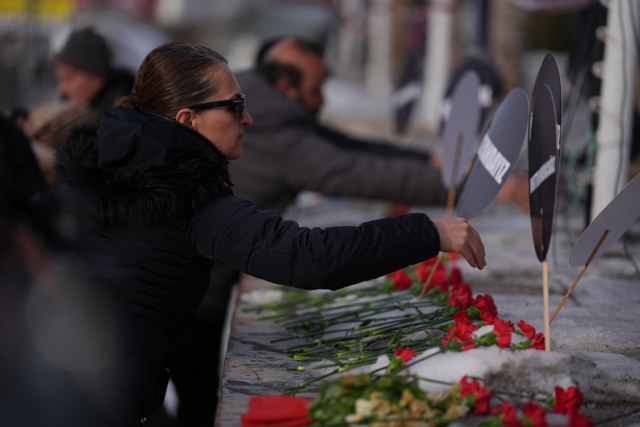 Otel faciasında hayatını kaybedenler unutulmadı