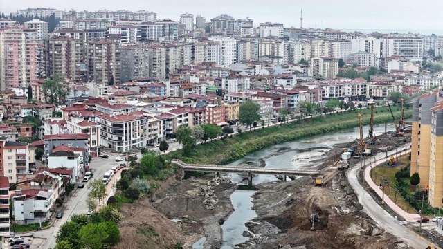 Samsun'da 'Mert Irmağı Islah Projesi' devam ediyor