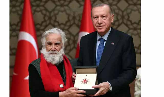 Ünlü sanatçı Etem Çalışkan hayatını kaybetti