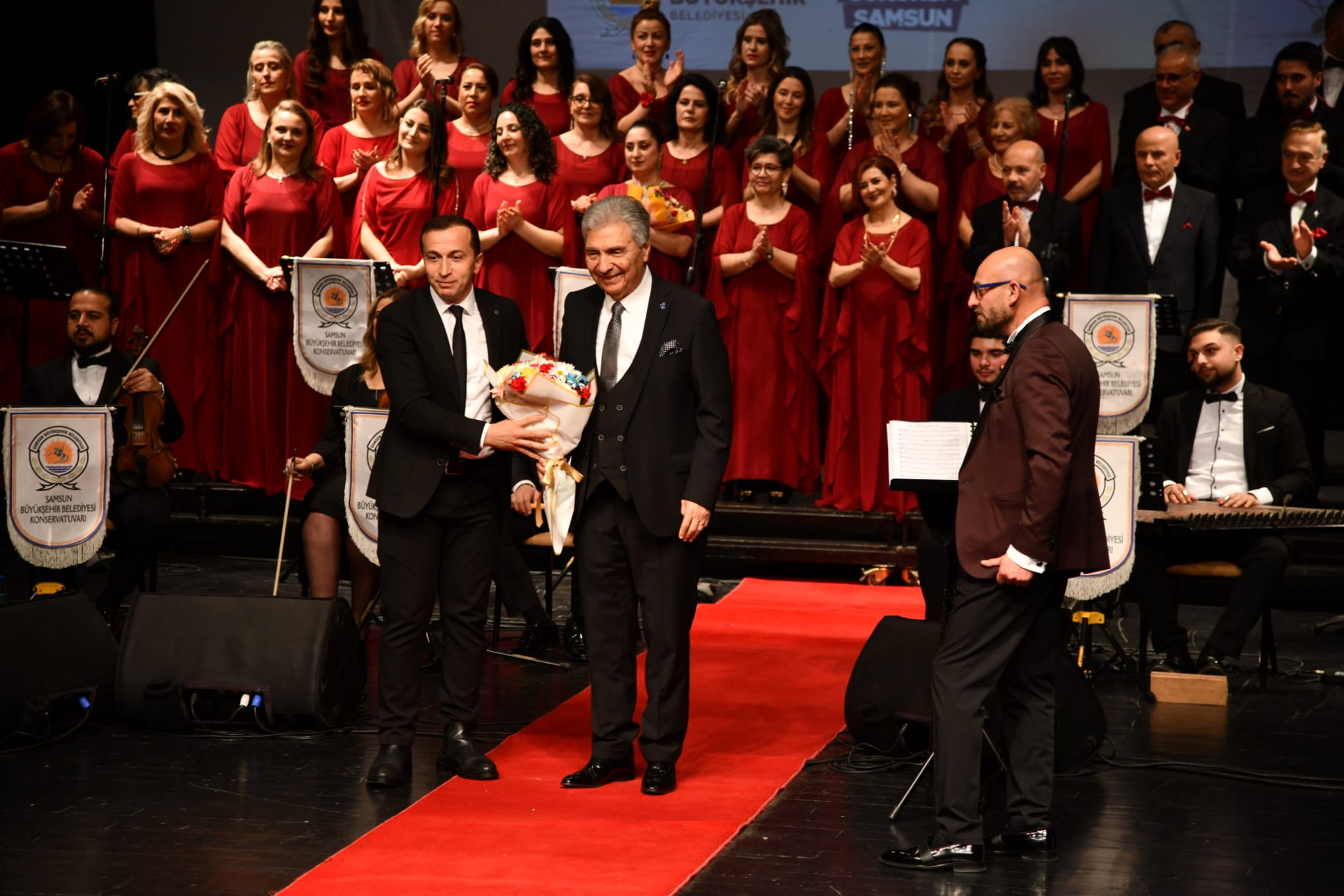 Samsun'da Türk Sanat Müziği yeni yıl konseri büyüledi