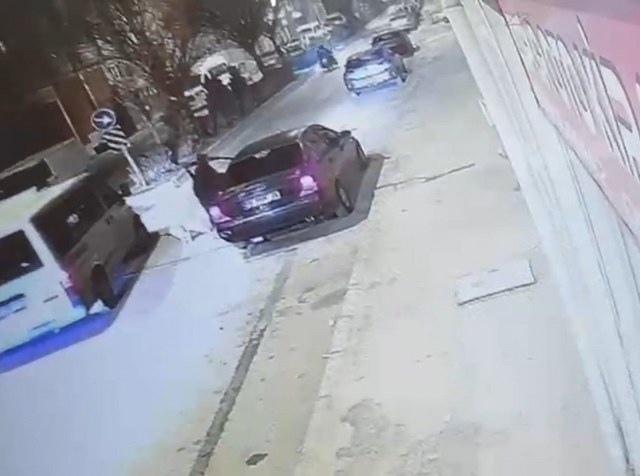 Erkek arkadaşının barışma teklifini ret etti! Dehşeti yaşadı