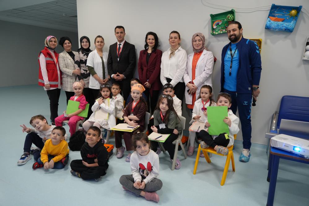 Samsun'da minikler deprem tatbikatı yaptı